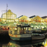 The V&A Waterfront at night